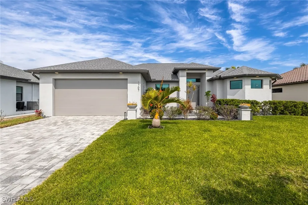 1707 NW 38th Avenue Cape Coral FL 33993