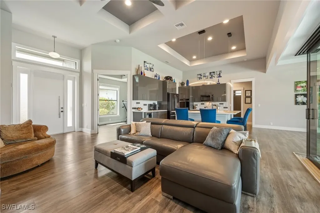 1707 NW 38th Avenue Cape Coral FL 33993
