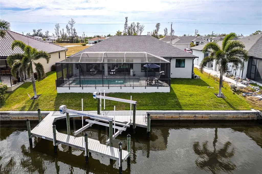 1707 NW 38th Avenue Cape Coral FL 33993