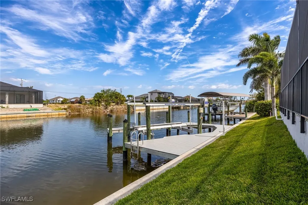 1707 NW 38th Avenue Cape Coral FL 33993