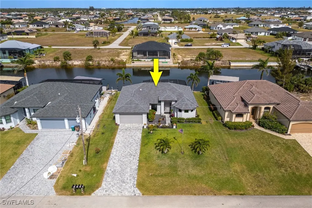 1707 NW 38th Avenue Cape Coral FL 33993