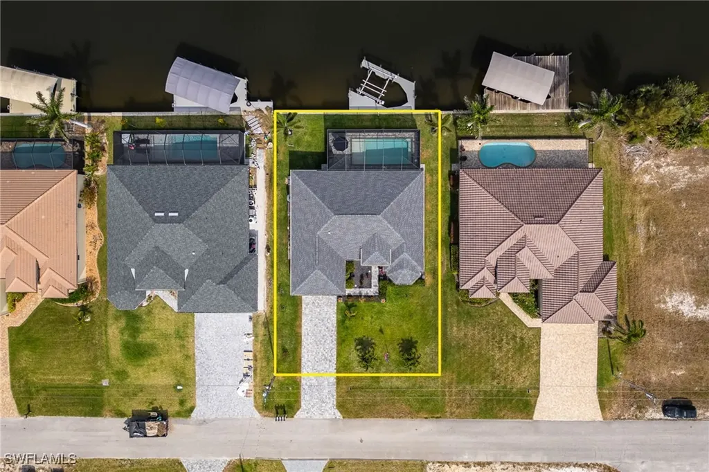 1707 NW 38th Avenue Cape Coral FL 33993