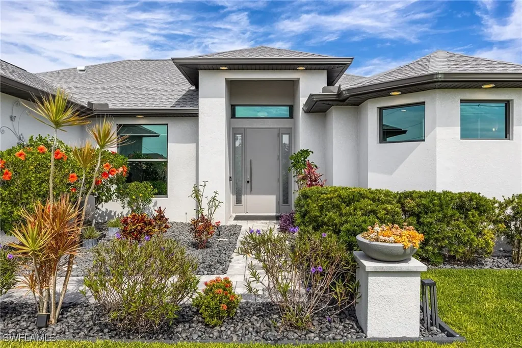 1707 NW 38th Avenue Cape Coral FL 33993