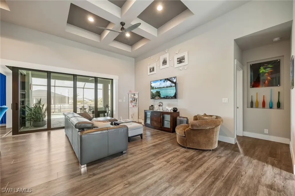 1707 NW 38th Avenue Cape Coral FL 33993