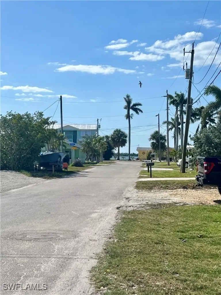11476 May Street Matlacha FL 33993