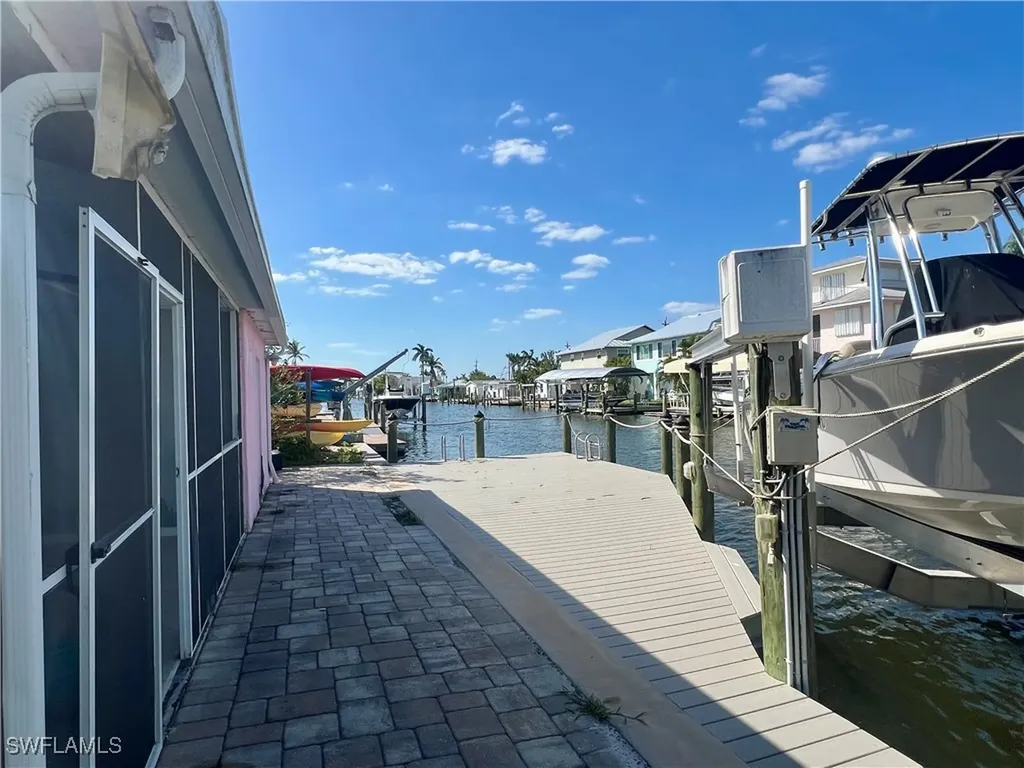 11476 May Street Matlacha FL 33993
