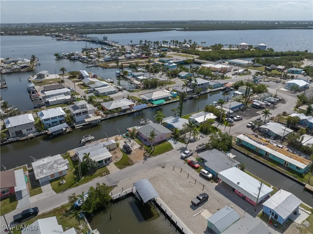 11476 May Street Matlacha FL 33993