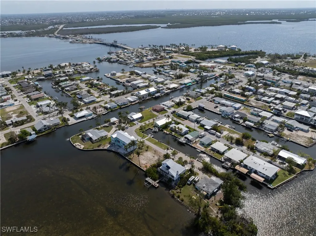 11476 May Street Matlacha FL 33993