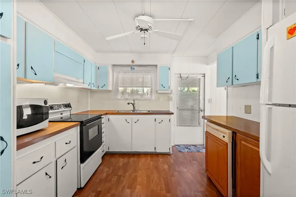 65 San Remo Circle Naples FL 34112