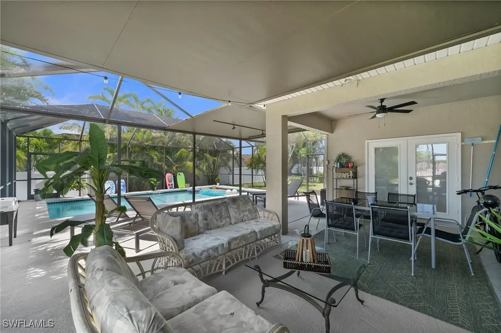 2017 Cape Coral Parkway W Cape Coral FL 33914