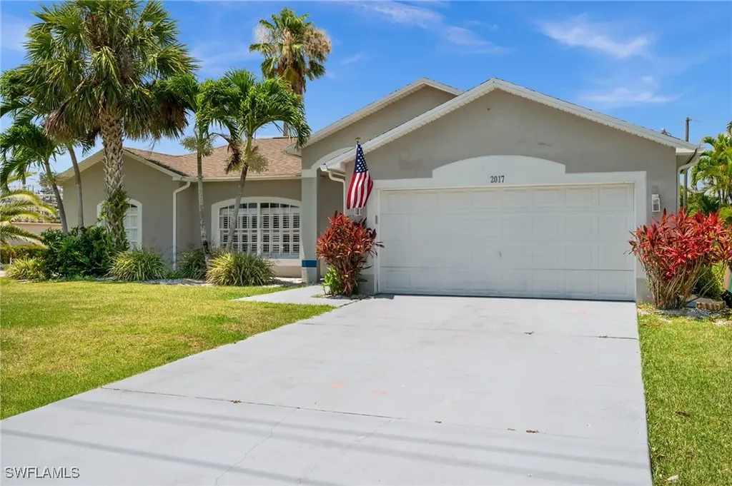 2017 Cape Coral Parkway W Cape Coral FL 33914