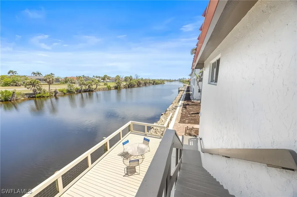 1610 Middle Gulf Drive Sanibel FL 33957