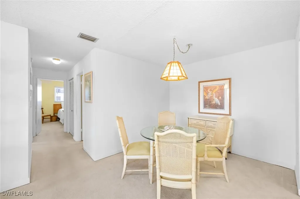 1610 Middle Gulf Drive Sanibel FL 33957