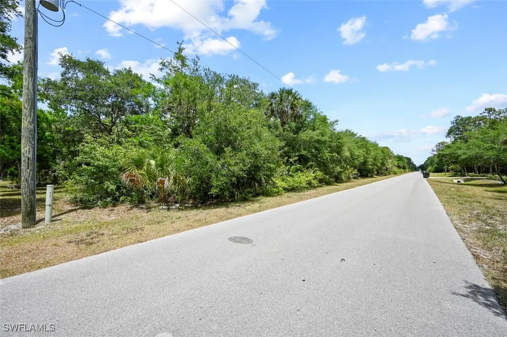 000 33rd Avenue NW Naples FL 34120