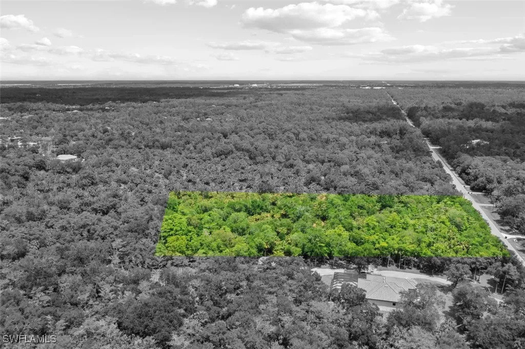 000 33rd Avenue NW Naples FL 34120