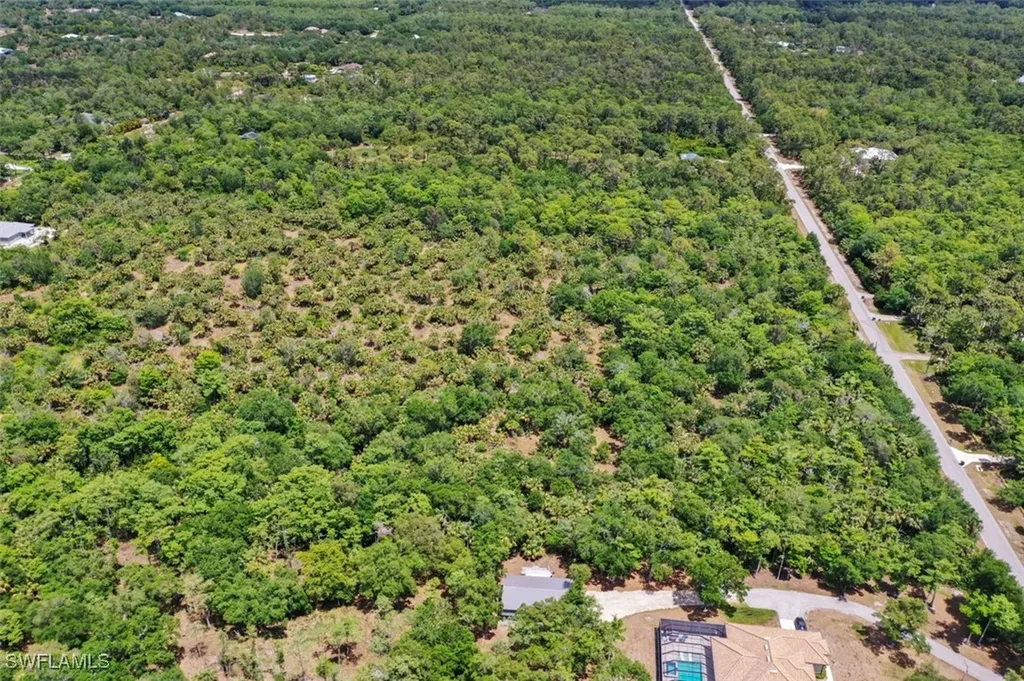 000 33rd Avenue NW Naples FL 34120