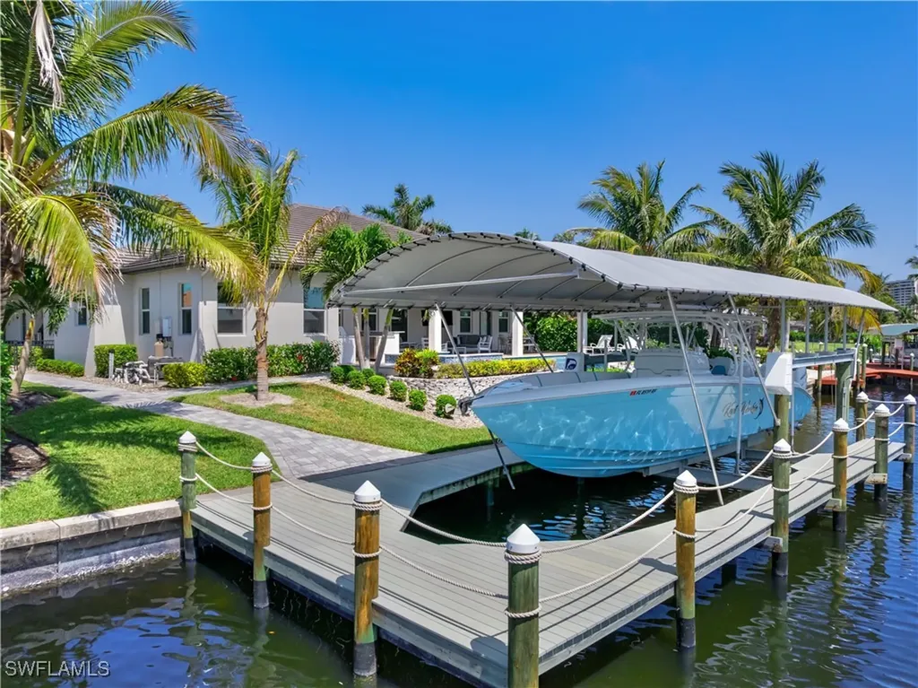 6617 Joanna Circle Fort Myers FL 33919