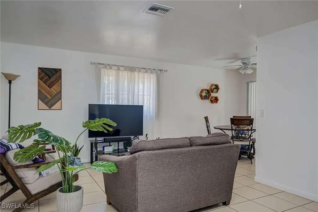 2215 Marilyn Lane Fort Myers FL 33905