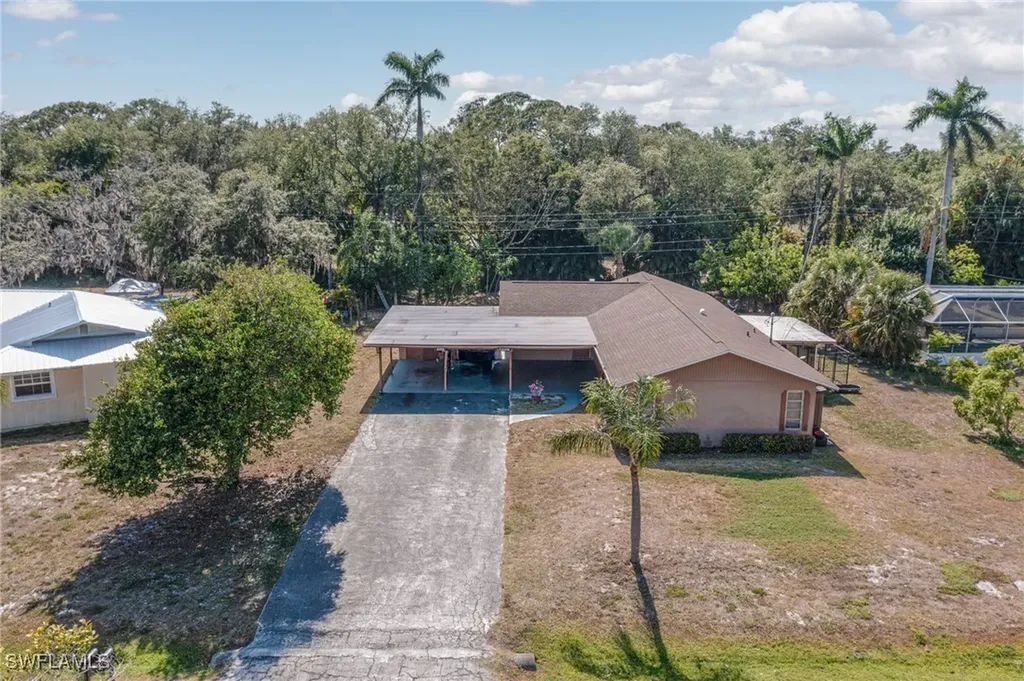 2215 Marilyn Lane Fort Myers FL 33905