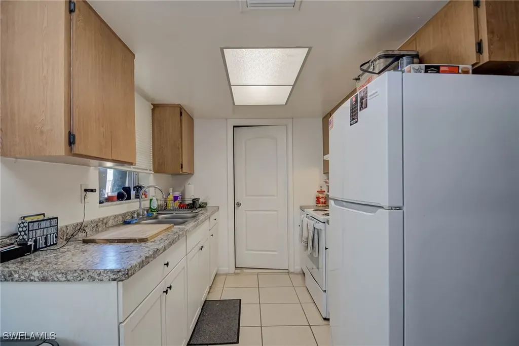 2215 Marilyn Lane Fort Myers FL 33905