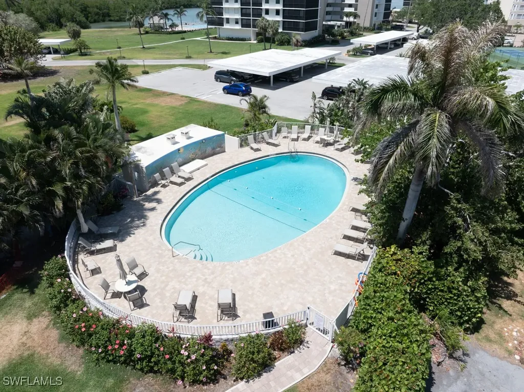 5 Bluebill Avenue Naples FL 34108