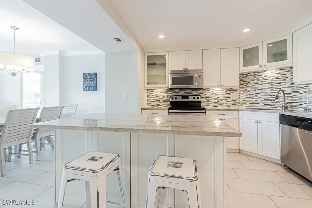 5 Bluebill Avenue Naples FL 34108