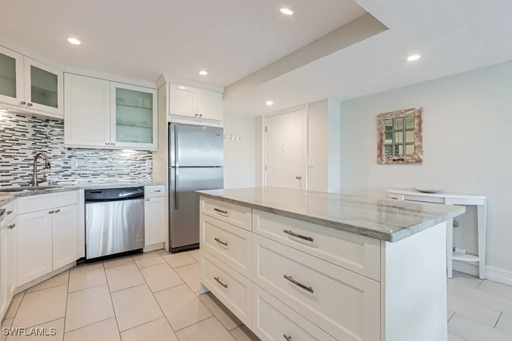 5 Bluebill Avenue Naples FL 34108