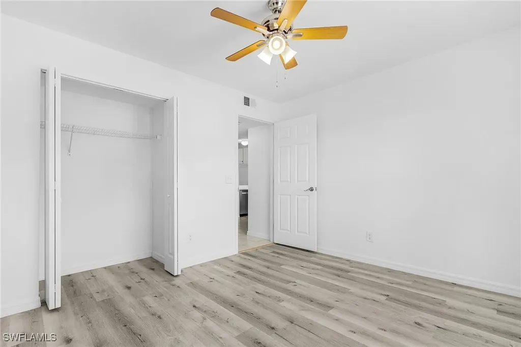 5731 Foxlake Drive North Fort Myers FL 33917