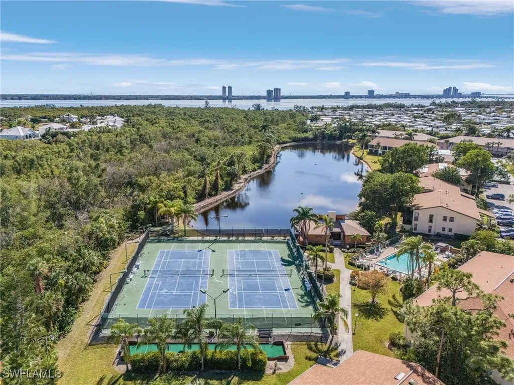 5731 Foxlake Drive North Fort Myers FL 33917