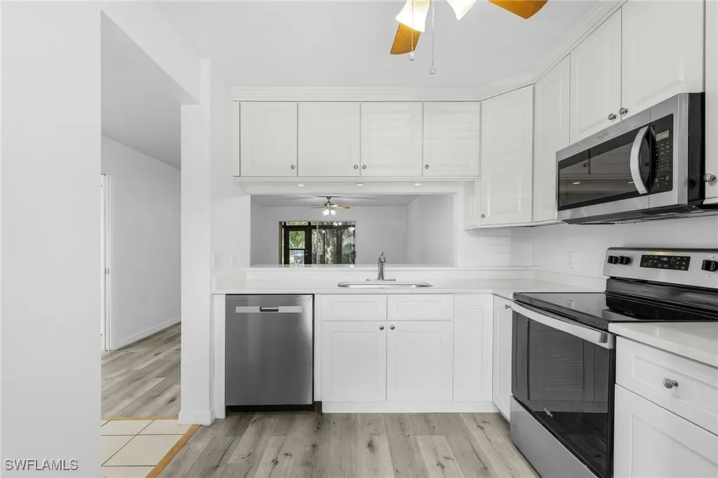 5731 Foxlake Drive North Fort Myers FL 33917