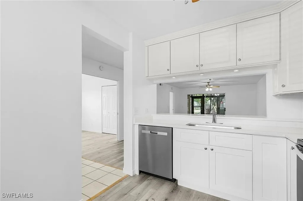 5731 Foxlake Drive North Fort Myers FL 33917