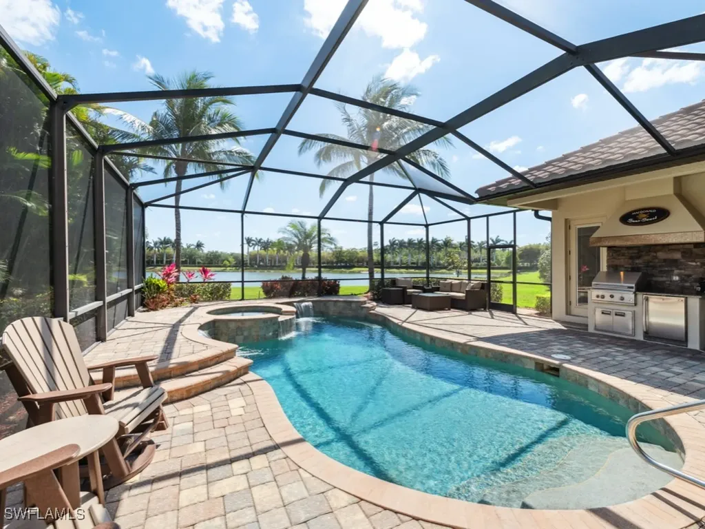 9430 Italia Way Naples FL 34113