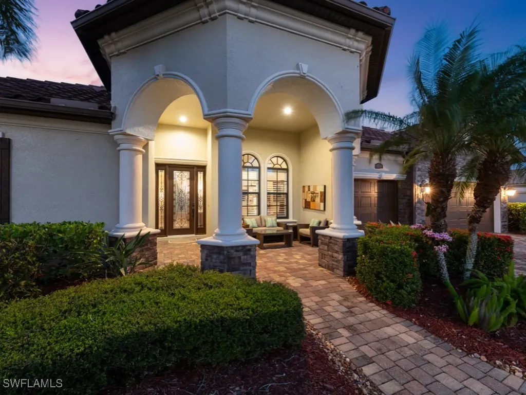 9430 Italia Way Naples FL 34113