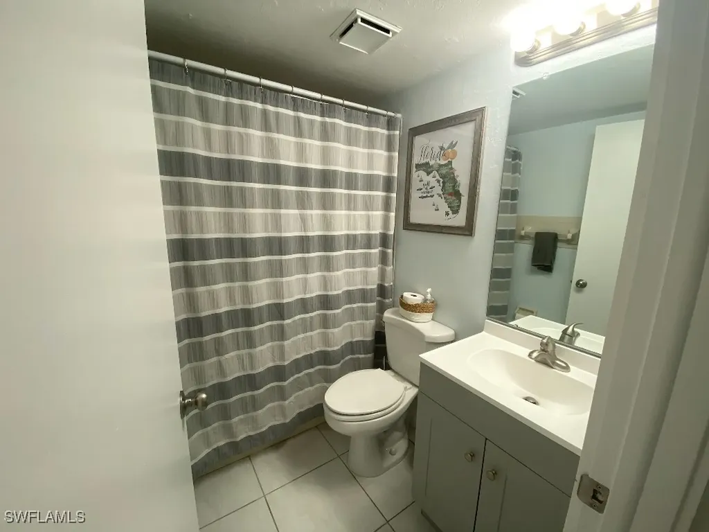 4500 SE 5th Place Cape Coral FL 33904