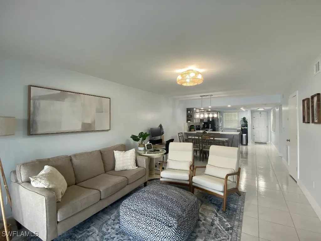 4500 SE 5th Place Cape Coral FL 33904