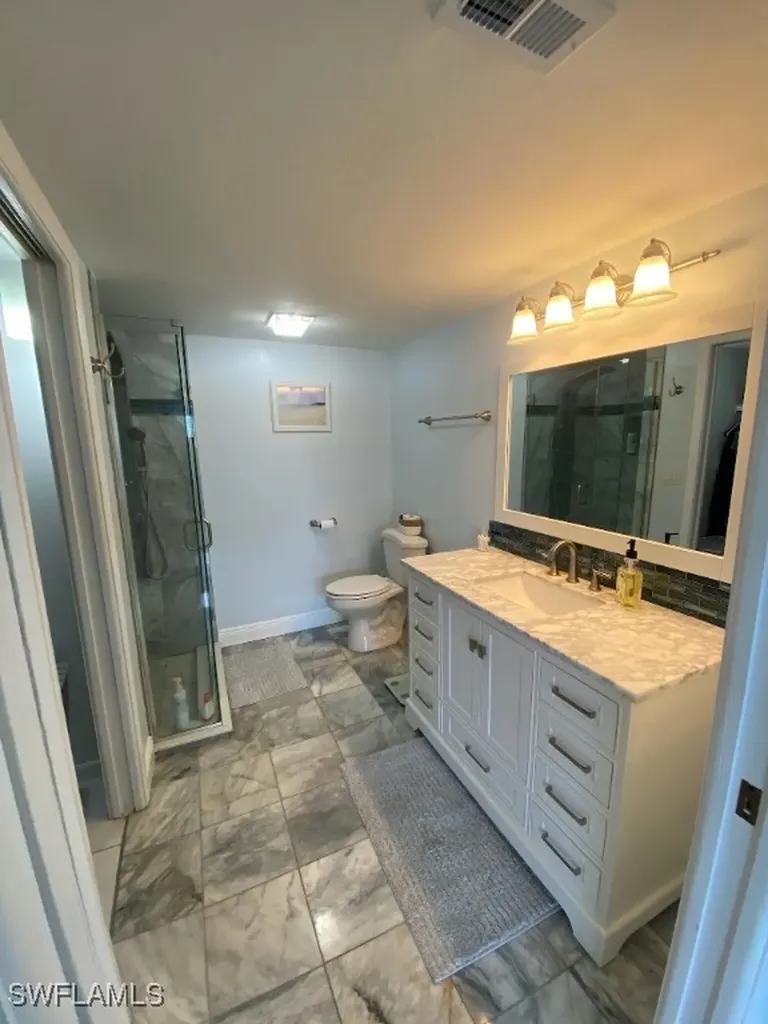 4500 SE 5th Place Cape Coral FL 33904