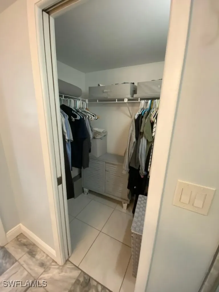 4500 SE 5th Place Cape Coral FL 33904