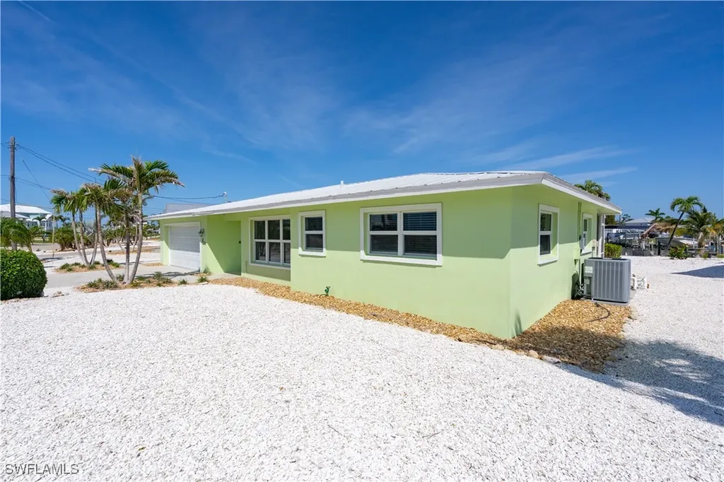 3226 Vacation Lane St. James City FL 33956