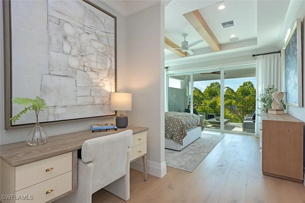 1380 Pelican Avenue Naples FL 34102