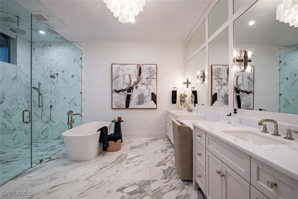 1380 Pelican Avenue Naples FL 34102