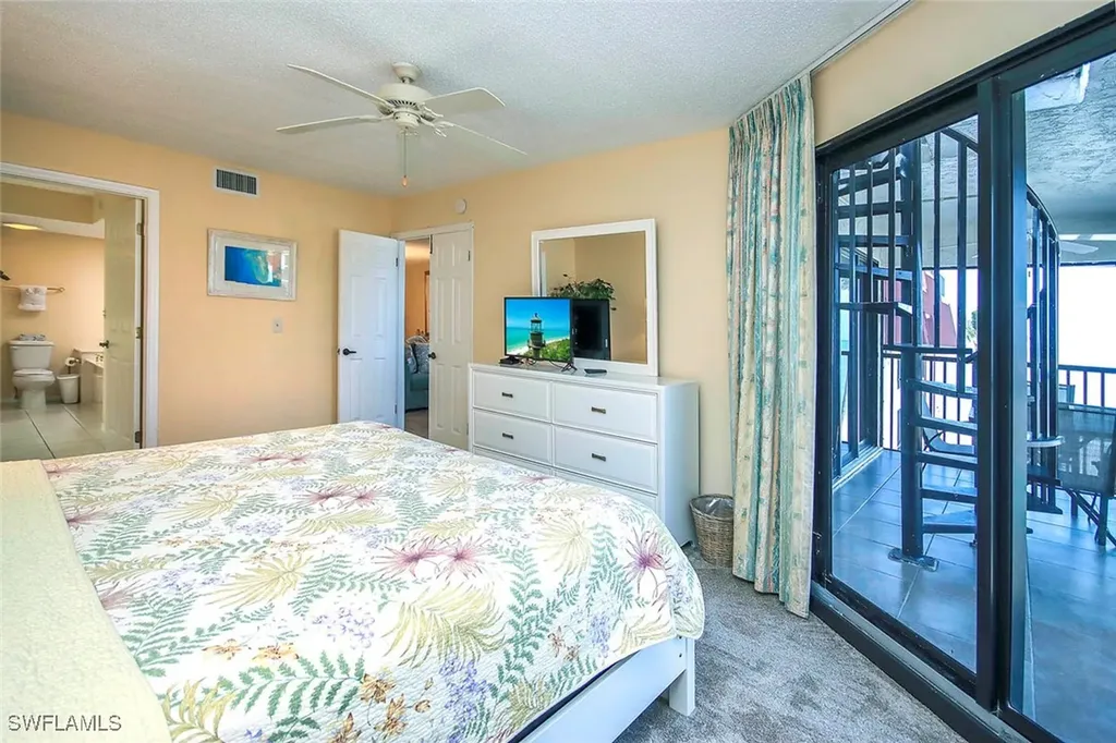 2445 W Gulf Drive Sanibel FL 33957