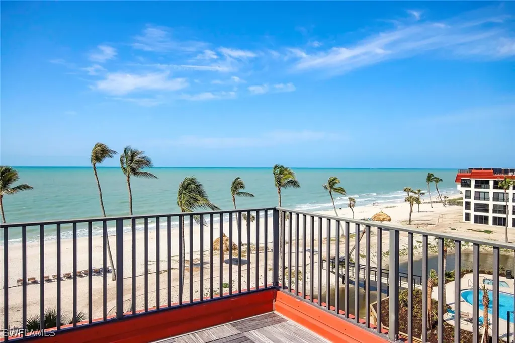 2445 W Gulf Drive Sanibel FL 33957