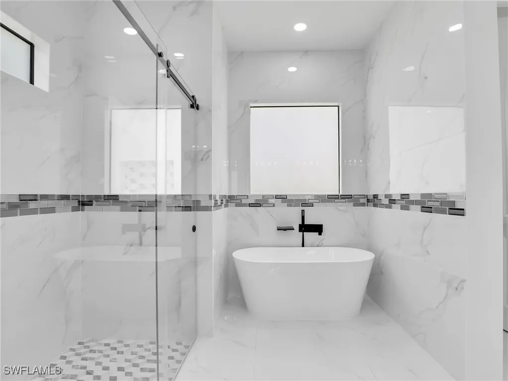 2221 Robert Avenue Alva FL 33920