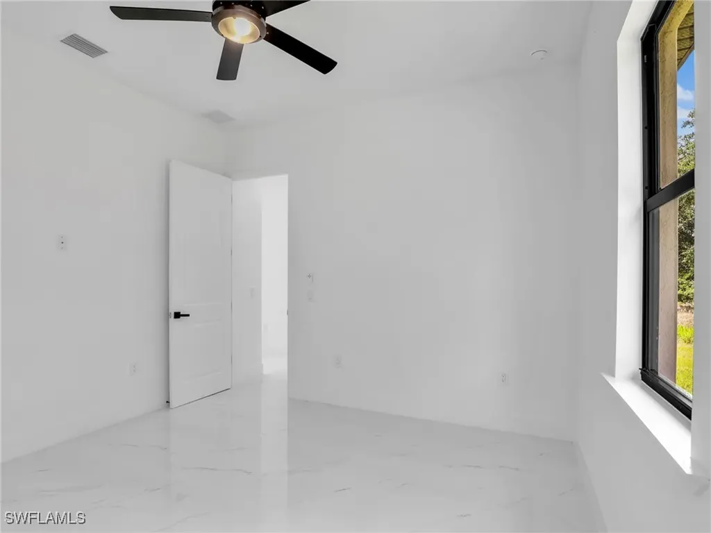 2221 Robert Avenue Alva FL 33920