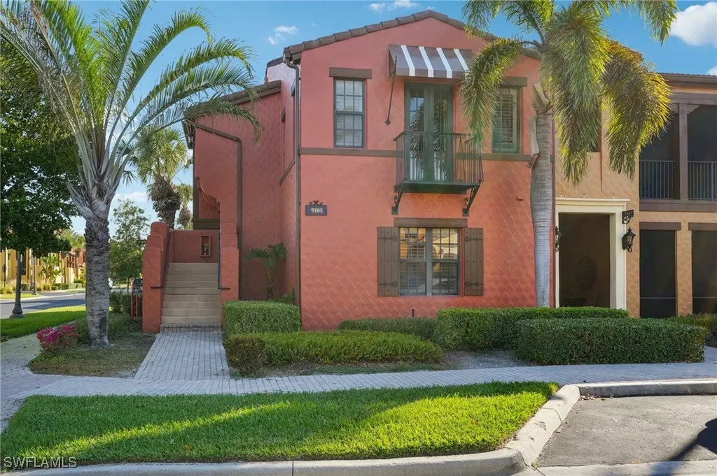 9108 Capistrano Street S Naples FL 34113