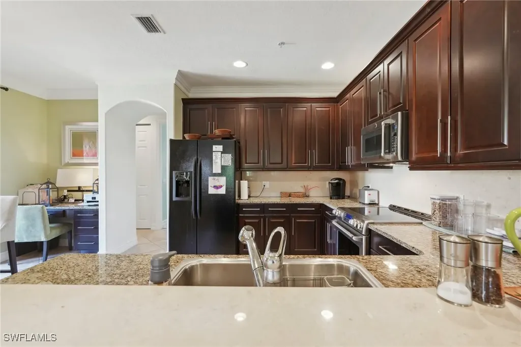 9108 Capistrano Street S Naples FL 34113