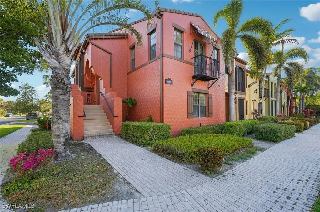 9108 Capistrano Street S Naples FL 34113