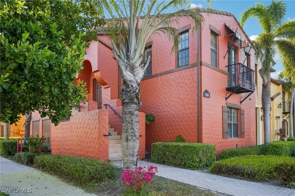 9108 Capistrano Street S Naples FL 34113