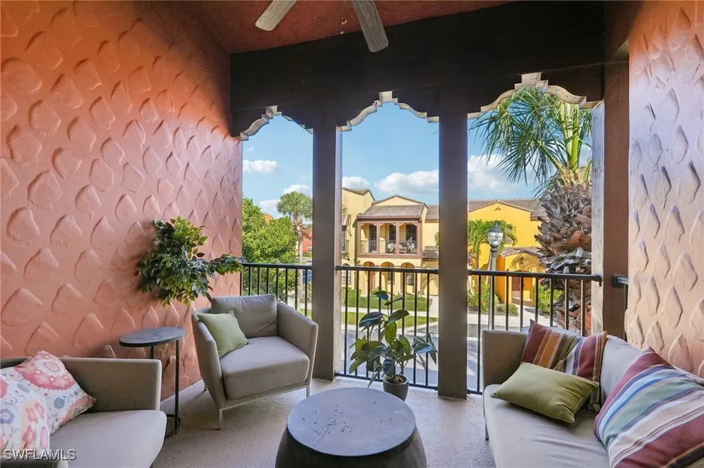 9108 Capistrano Street S Naples FL 34113