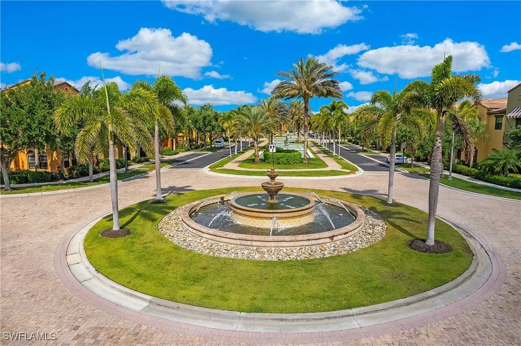 9108 Capistrano Street S Naples FL 34113